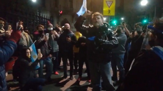 Las imágenes y acusaciones que dejó la sesión en Diputados