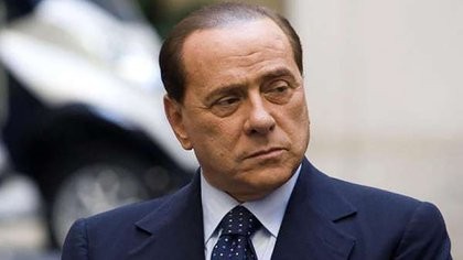 Berlusconi, internado con principio de "neumonía bilateral" por el coronavirus