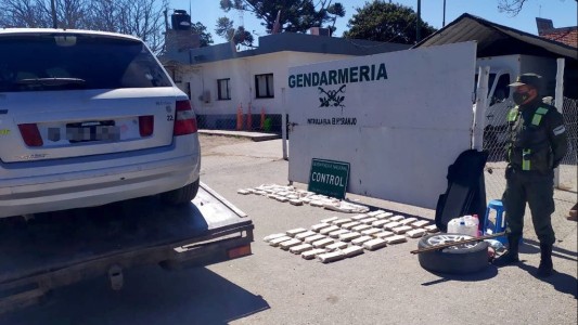 Salta: intentó pasar 61 kilos de marihuana sobre una grúa de un auxilio mecánico