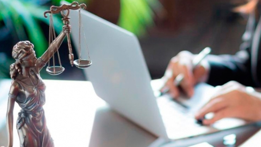 Condenado por violación pidió que morigeren su pena para vender alcohol en gel