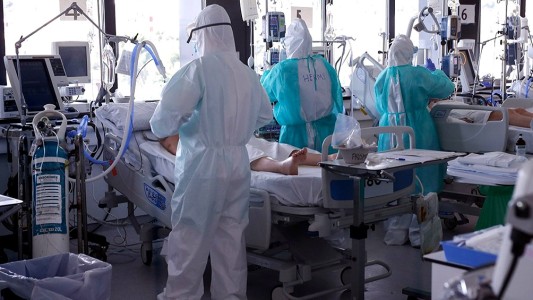 El Hospital Posadas usa sus camas de refuerzo tras ocupar la terapia pediátrica