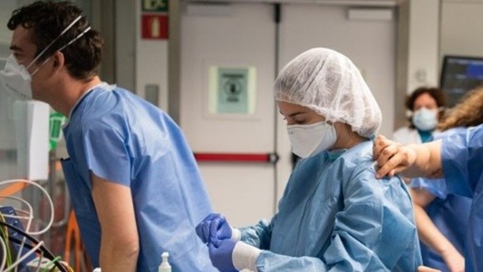 Rosario: murió un joven de 24 años con Covid que no tenía enfermedades previas