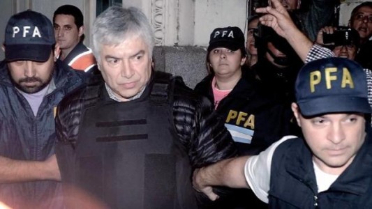 Lázaro Báez dejó Ezeiza camuflado y se fue a un domicilio reservado