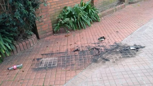 Inimputable: sobreseyeron al hombre que arrojó una molotov en la Quinta de Olivos