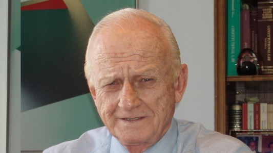 Murió el abogado constitucionalista Gregorio Badeni