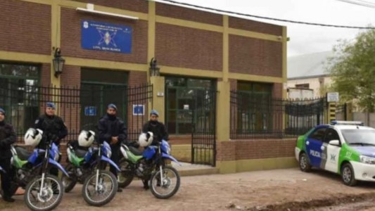 Allanan comando bahiense por sospechas sobre policías que habrían robaron dinero de un operativo