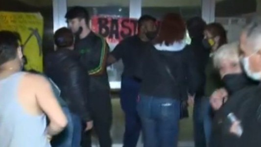 Incidentes en un geriátrico de Rosario: familiares denuncian que ocultan casos de coronavirus