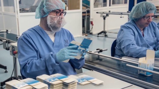 Laboratorios prevén invertir US$ 650 millones para crear miles de empleos