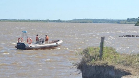 Buscan en Corrientes a cuatro jóvenes que desaparecieron en el río Paraná