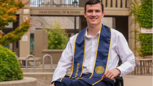 Video: tres años después de quedarse tetrapléjico… ¡consigue ponerse en pie sin ayuda!