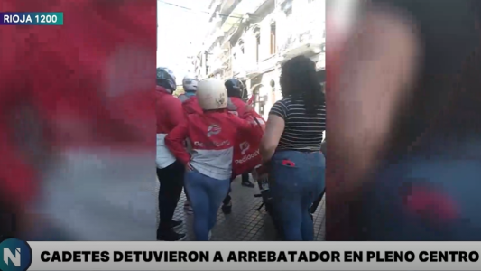 Repartidos de las apps atraparon a un "carterista" en el centro