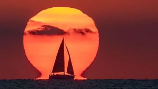 Efecto omega del sol: la NASA se interesó por la imagen de un amanecer en España