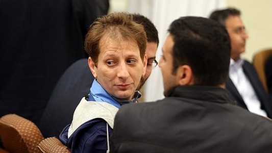 Por fraude sentencian con la pena de muerte a Babak Zanjaní, uno de los hombres más ricos de Irán