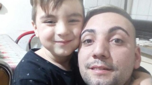 Video: motochorros le pusieron un cuchillo en el cuello a un nene de 5 años