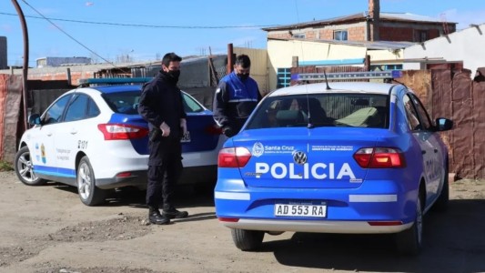 Desvalijaron a un fotógrafo en Santa Cruz: los delincuentes fueron entregados por sus madres