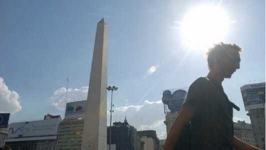 Lunes caluroso con tarde inestable