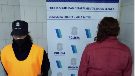 Se subió a un taxi, no quiso pagar el viaje y además estaba prófuga de la justicia