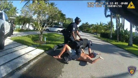 El ex jefe de campaña de Trump golpeó a su esposa e intentó quitarse la vida