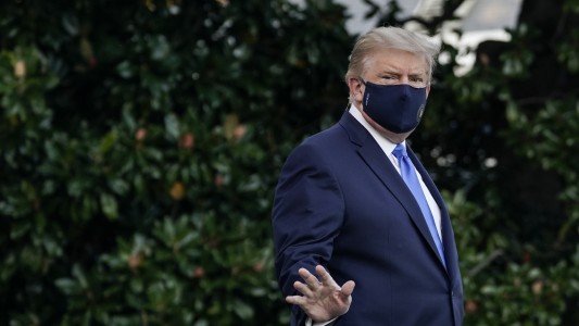 Donald Trump permanecerá hospitalizado durante los próximos días por el coronavirus