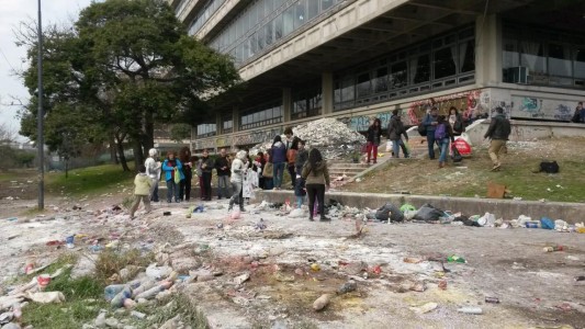 Buscan frenar la contaminación de la Reserva Ecológica por los festejos de egresados de la UBA
