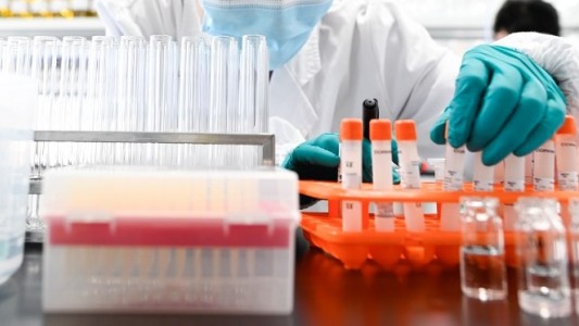 Regeneron: el cóctel que Trump calificó como "una cura" para el cornavirus