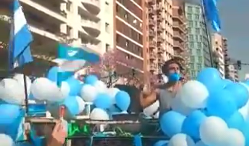 Una fiesta electrónica en medio de la marcha contra el Gobierno en Córdoba