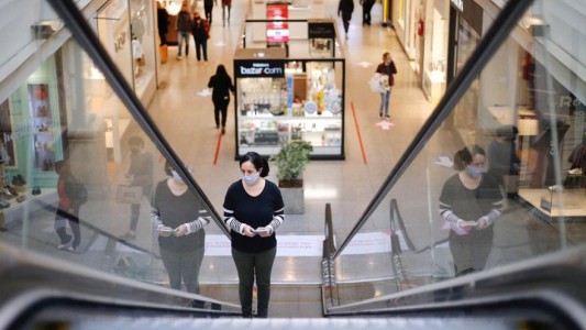Reabren los shoppings porteños: cómo será el protocolo