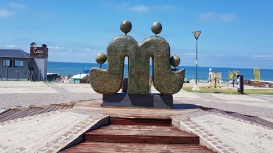 Un concejal de Miramar propuso cancelar la temporada de verano 2021