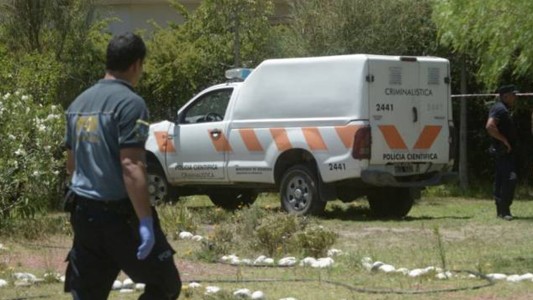Encontraron el cuerpo de un hombre en el baúl de un auto en Pilar