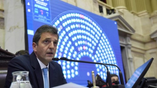 Sergio Massa: "Hay que convertir los planes sociales en planes de empleo"