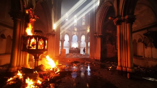 Miles de chilenos salieron a conmemorar las manifestaciones sociales del 2019