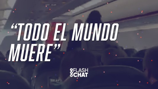 La bajaron de un avión por no tener barbijo: "Todo el mundo muere" #FlashChat