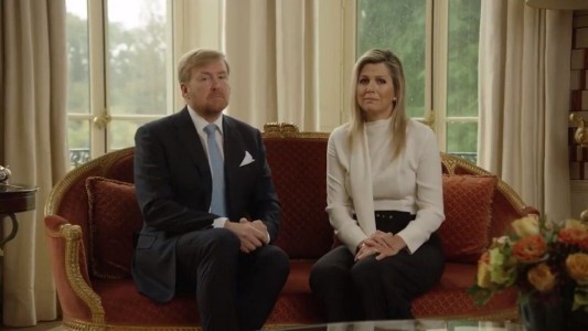 "No somos infalibles": Guillermo y Máxima pidieron perdón por irse de vacaciones en medio del confinamiento