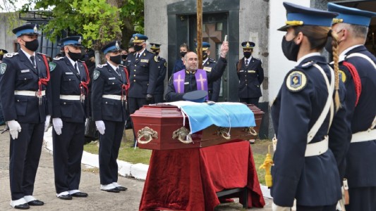 Despidieron con honores al policía asesinado en un colectivo en Barracas