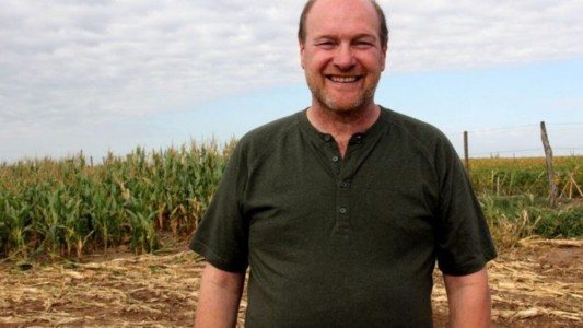 El "Rey de la soja" también se va de la Argentina