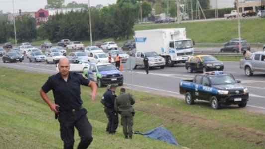 Un policía de civil mató a un motochorro que había asaltado a un hombre en la Panamericana