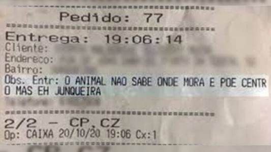 Recibió un insulto en el ticket del restaurante y los escrachó en redes: "Es un animal"