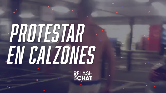 Fue al supermercado en calzoncillos para protestar por las restricciones del coronavirus #FlashChat