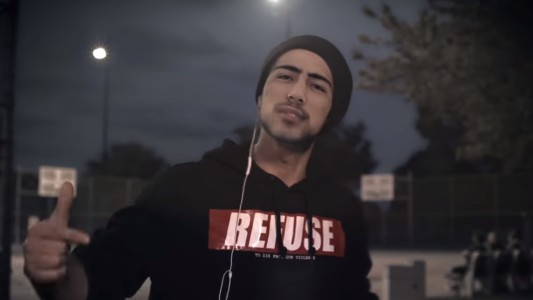 Con Inteligencia Artificial, "reviven" a un adolescente asesinado para que hable