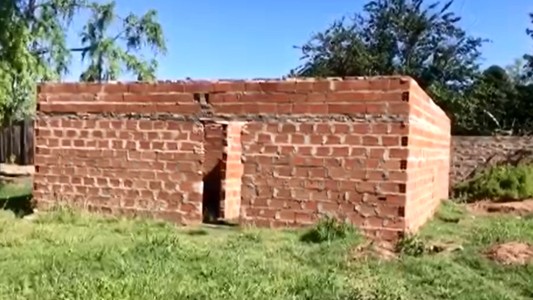 Conmoción en Rosario: violaron a una joven de 20 años en una casa abandonada