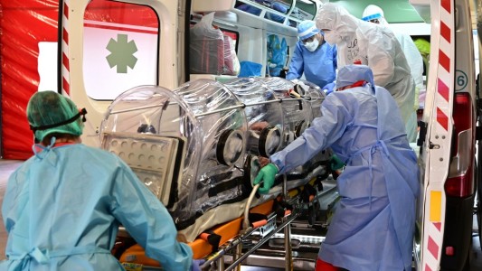 El mundo registra dos millones de casos diarios de coronavirus