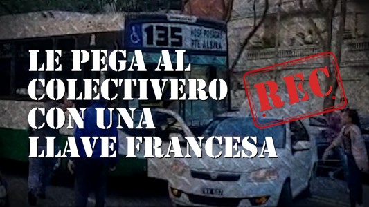 Le pega al colectivero con una llave francesa #REC