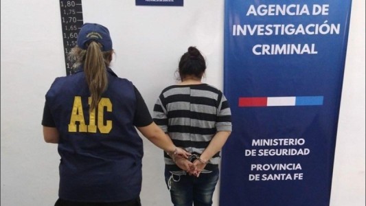 Detuvieron a una mujer acusada de prender fuego a su hijo