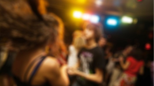 Desbaratan fiesta clandestina con más de 300 jóvenes en José C. Paz