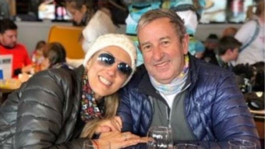 Julio Cobos anunció por las redes que será padre con 65 años