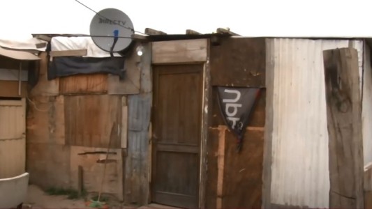 Un niño de dos años fue baleado en el abdomen en medio de un ataque a su vivienda en Rosario