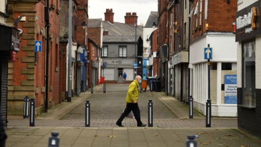 Reino Unido registró un récord de más de 33.000 casos de coronavirus