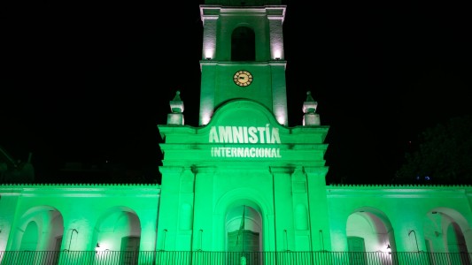 Cabildo verde: la acción de Amnistía Internacional para pedir que se apruebe el proyecto de legalización del aborto