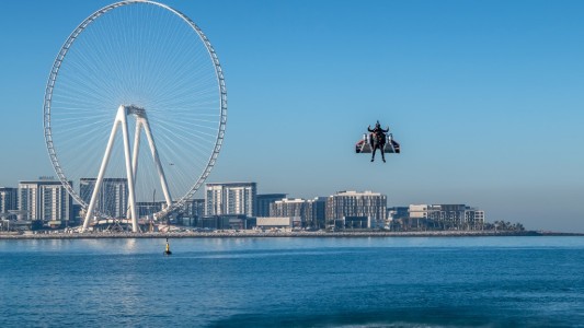 Accidente fatal: murió el "hombre volador" francés durante un entrenamiento