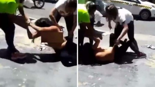 Video: golpearon y le sacaron la ropa a una supuesta mechera en Tucumán